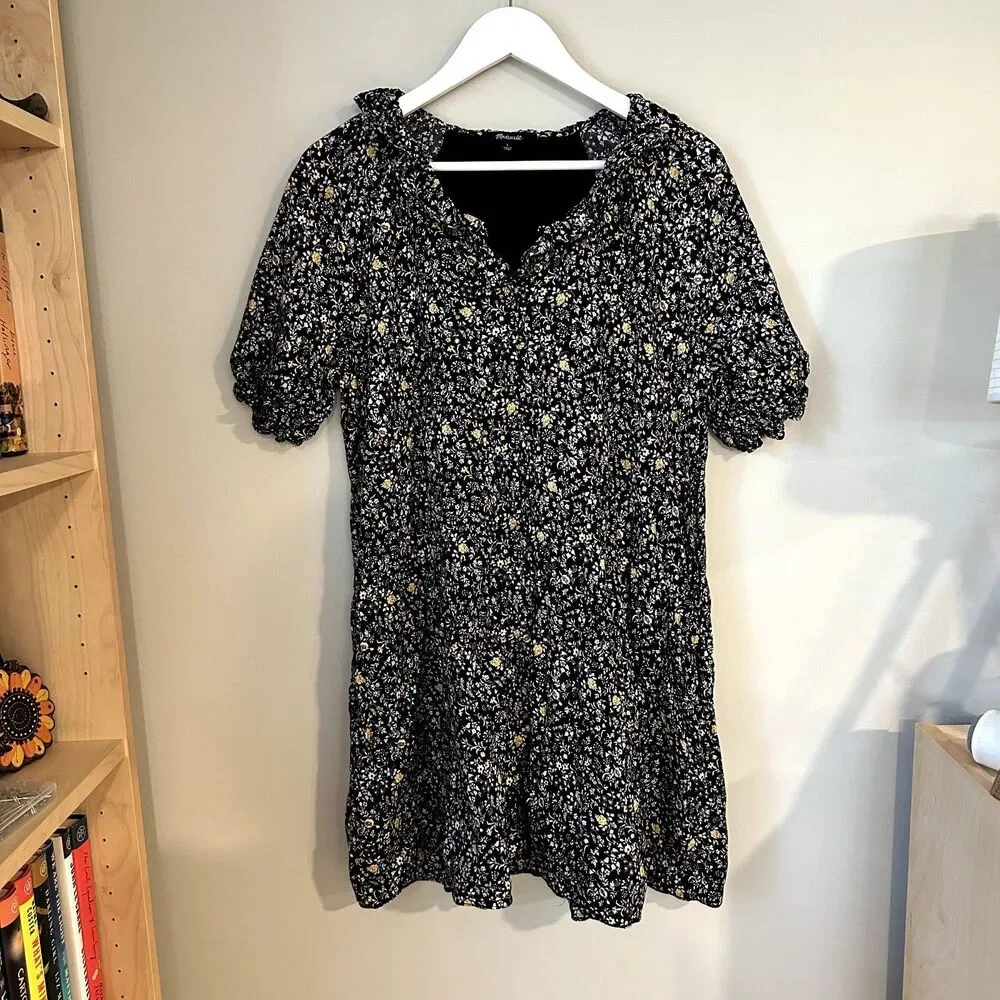 Madewell Ruffle Button-Front Trapeze Dress in Folkmagic Floral - Picture 2 of 8